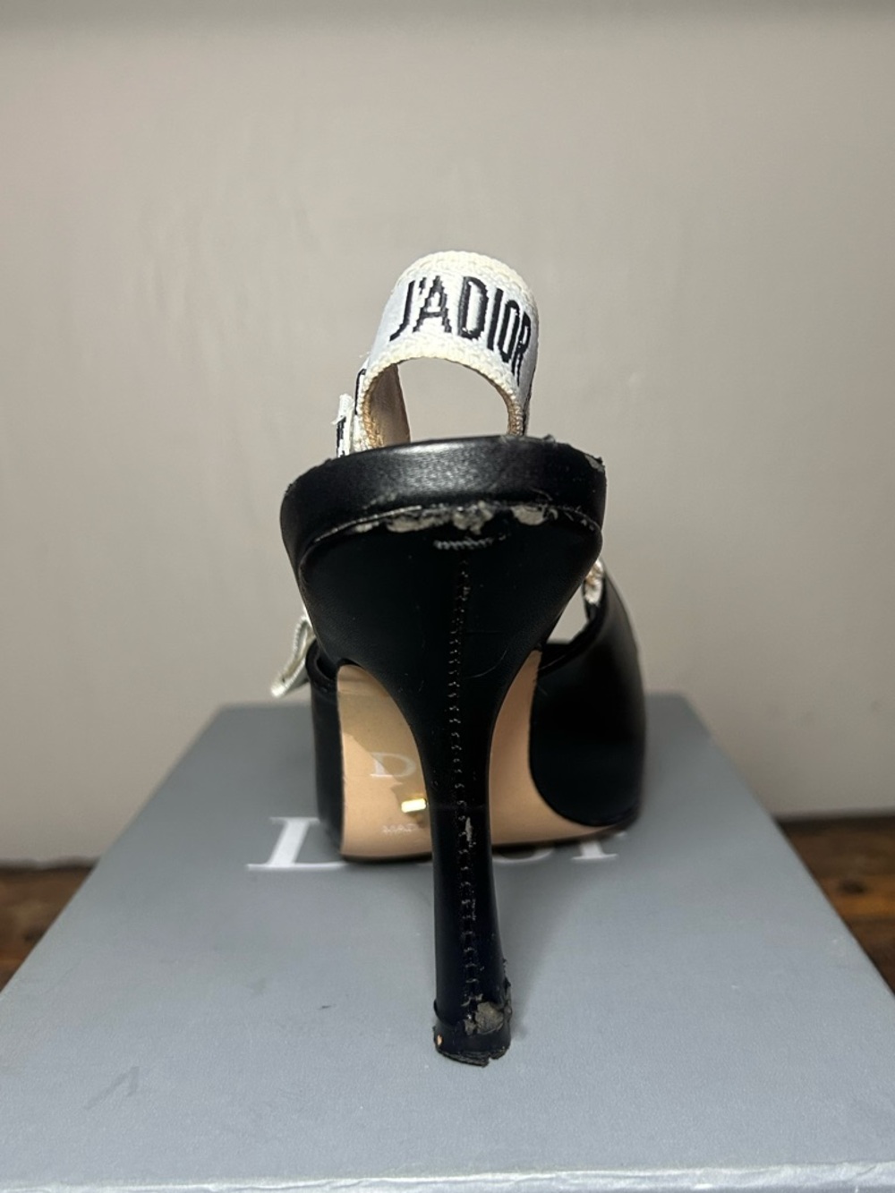 AUTHENTIC Christian Dior J’Adior Slingback Pump | EU 39D / US 8 | Black Leather - Picture 9 of 14